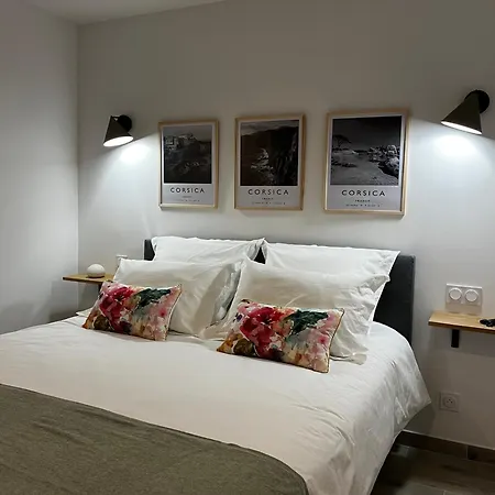 ベッド・アンド・ブレックファスト Casa Di Ramatta - Chez L'apicultrice