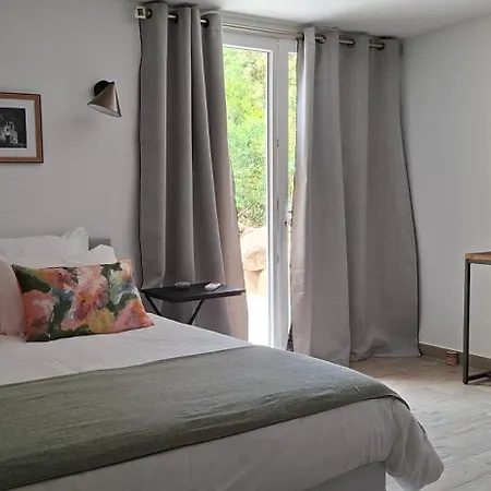 Bed & Breakfast Casa Di Ramatta - Chez L'apicultrice 3*